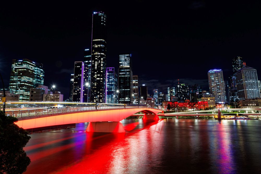 Light Up QLD Bridge